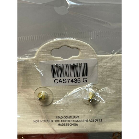 Mia Collection Gold chain tassel necklace with Gold stud earrings - Picture 6 of 6